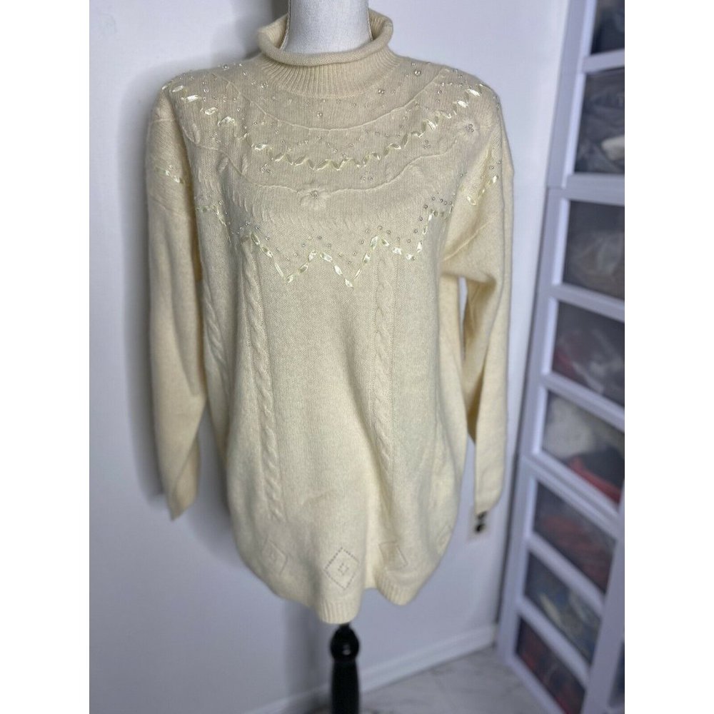 Vntg Spice of life Cream  Lambs Wool LG Sweater